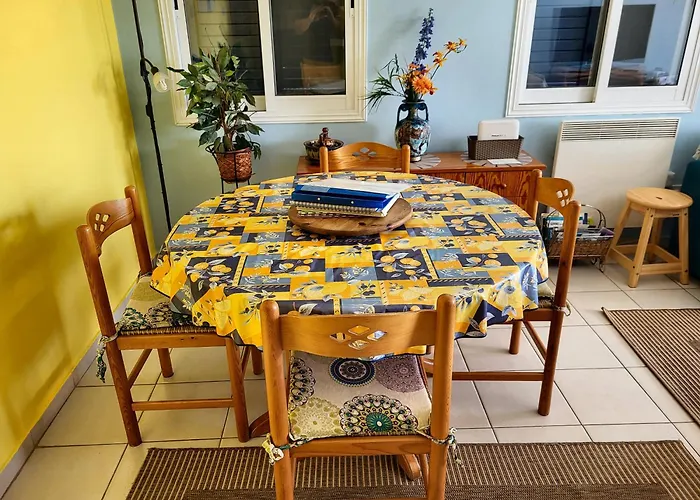 Award-Winning 3-Bedroom Apartment Near Beach