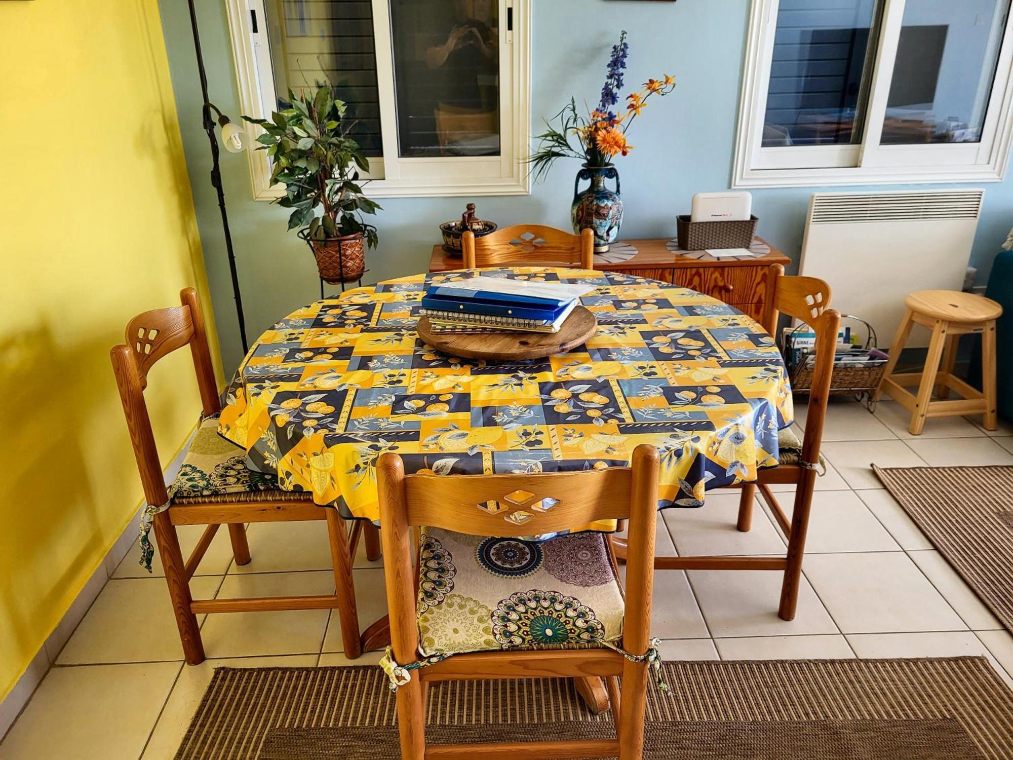 Apartment Award-winning 3-bedroom Near *