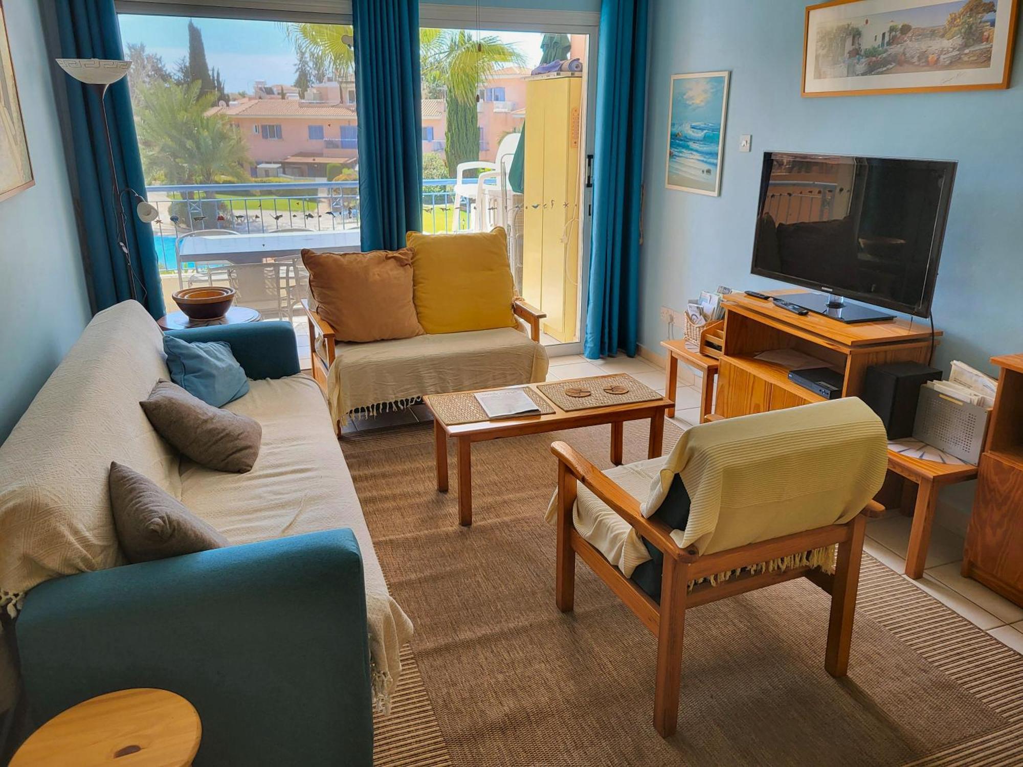 Award-winning 3-bedroom Near Apartment *